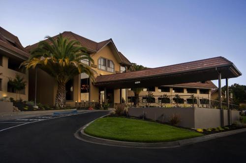 Фотография гостиницы Best Western Plus Novato Oaks Inn