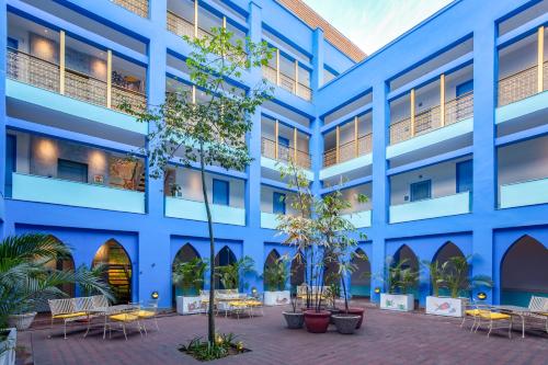 Фотография гостиницы Bloom Boutique l Signature Towers