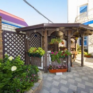 Фотография гостевого дома Семейный на Трудящихся, 68а