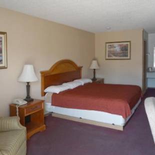 Фотографии гостиницы
OYO Hotel Altus N Main St