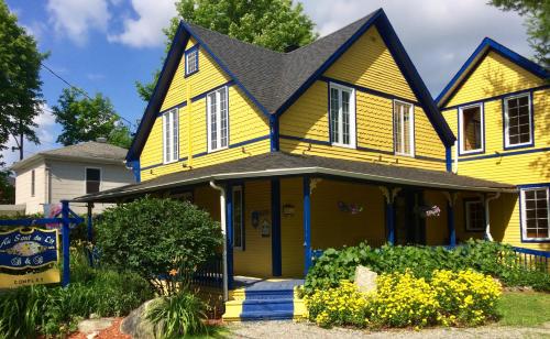 Фотография мини отеля Au Saut Du Lit