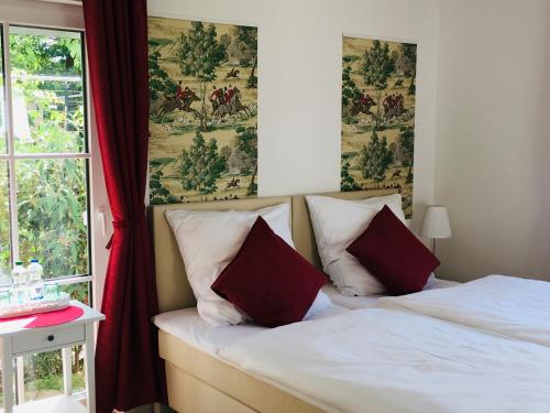 Фотография гостевого дома Altes Forsthaus Waldenbuch / Bei der Messe Stuttgart