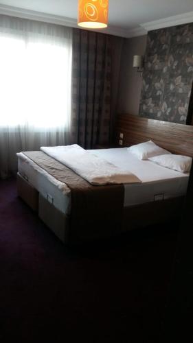 Фотография гостиницы Grand Akçalı Otel