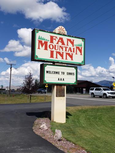 Фотография гостиницы Red Bear Inn