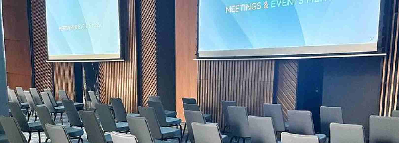 Фотография конференц-зала Горизонт