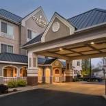 Фотография гостиницы Country Inn & Suites by Radisson, Michigan City, IN