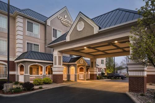 Фотография гостиницы Country Inn & Suites by Radisson, Michigan City, IN