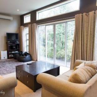 Фотографии гостевого дома
Bush House