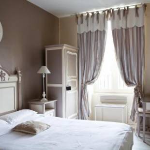 Фотографии гостиницы
Hotel Abat Jour