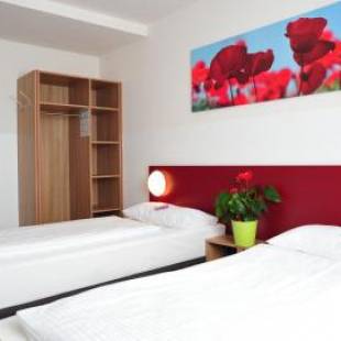 Фотографии гостиницы
Hotel Asbach-Bäumenheim