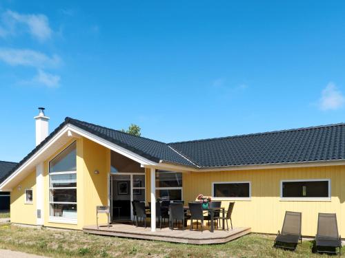 Фотографии гостевого дома
Holiday Home Holiday Vital Resort - GBE132