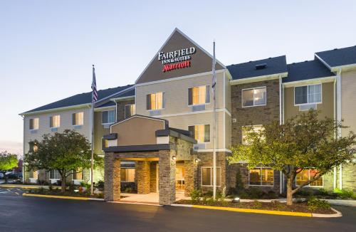 Фотография гостиницы Fairfield Inn & Suites Naperville/Aurora