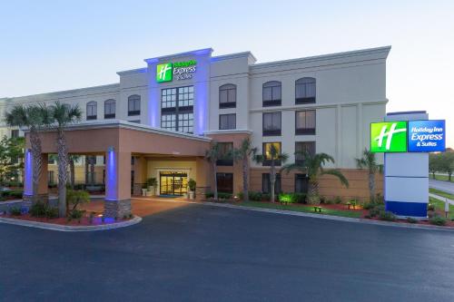 Фотография гостиницы Holiday Inn Express Hotel & Suites Jacksonville Airport, an IHG Hotel