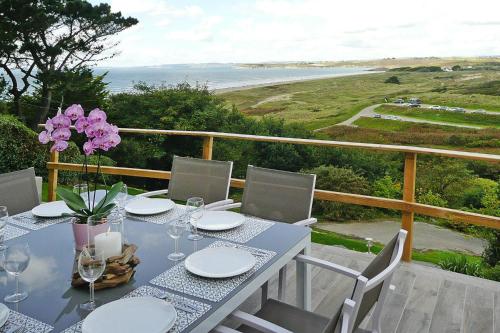 Фотографии гостевого дома
Holiday Home Plonévez-Porzay - BRE06100c-F