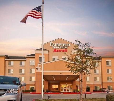 Фотография гостиницы Fairfield Inn & Suites by Marriott San Antonio North/Stone Oak