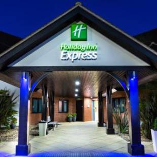 Фотографии гостиницы 
            Holiday Inn Express Colchester, an IHG Hotel