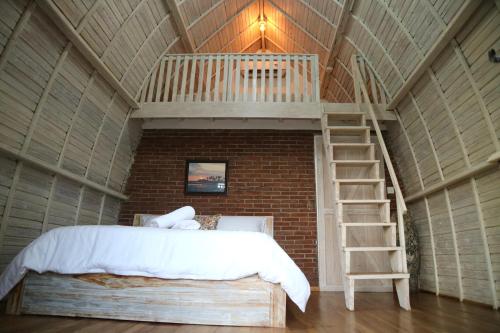 Фотография гостевого дома Sunsets at Sumbul