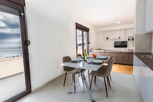 Фотография апарт отеля Becici Akacia Apartments