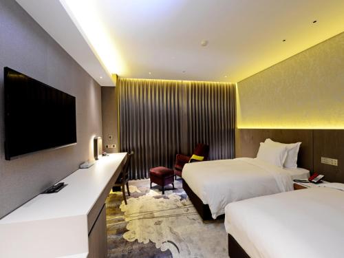 Фотография гостиницы Brother Hotel