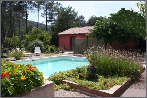 Фотография гостевого дома Gîte Les Esparrus