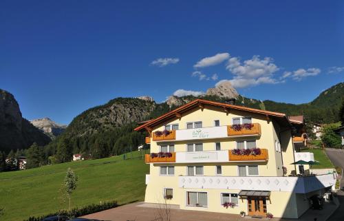 Фотография гостиницы Garni Hotel Bel Vert