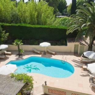 Фотографии гостиницы 
            Hotel Les Oliviers