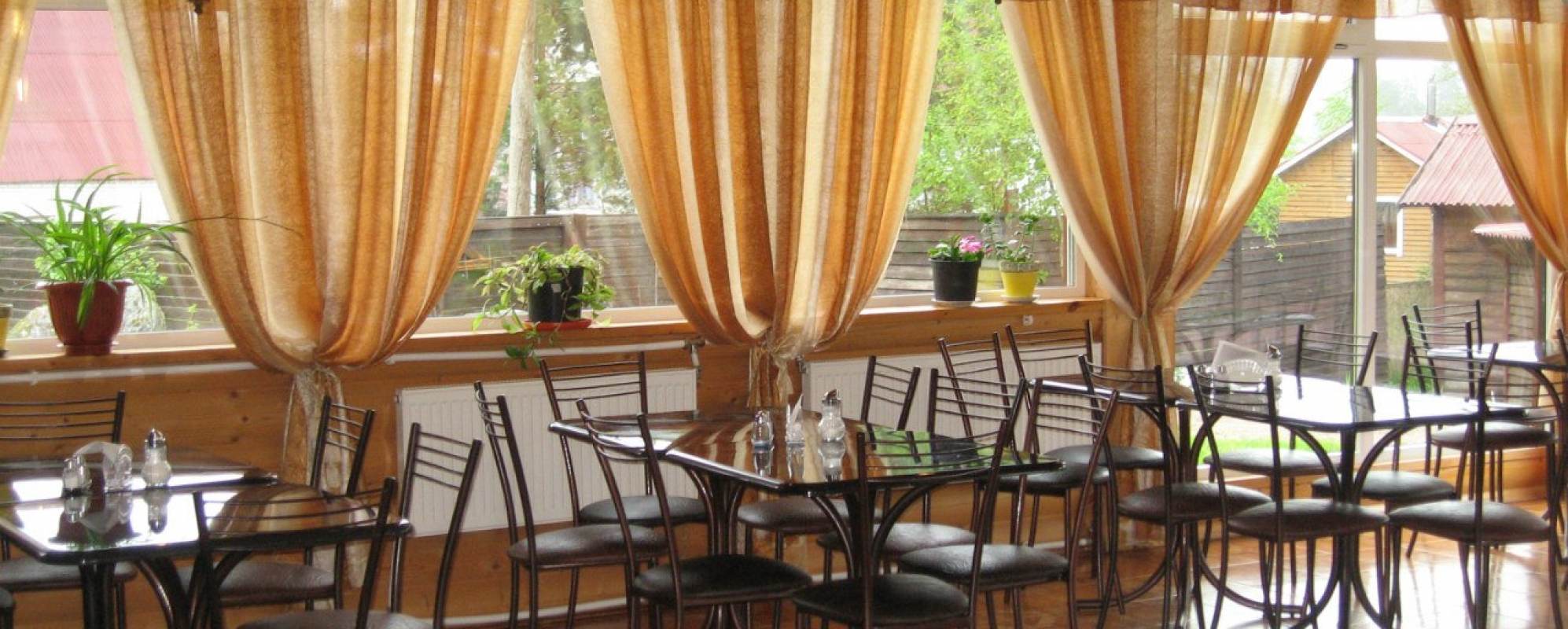 Фотографии банкетного зала Плотвичкина заводь