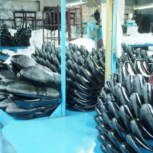 Фотография Томский завод резиновой обуви