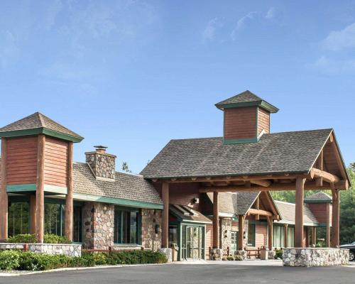 Фотография гостиницы Quality Inn Rhinelander