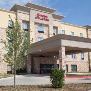 Фотографии гостиницы 
            Hampton Inn and Suites by Hilton McKinney
