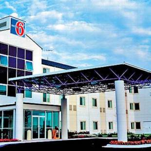Фотографии гостиницы 
            Motel 6-Lemoore, CA