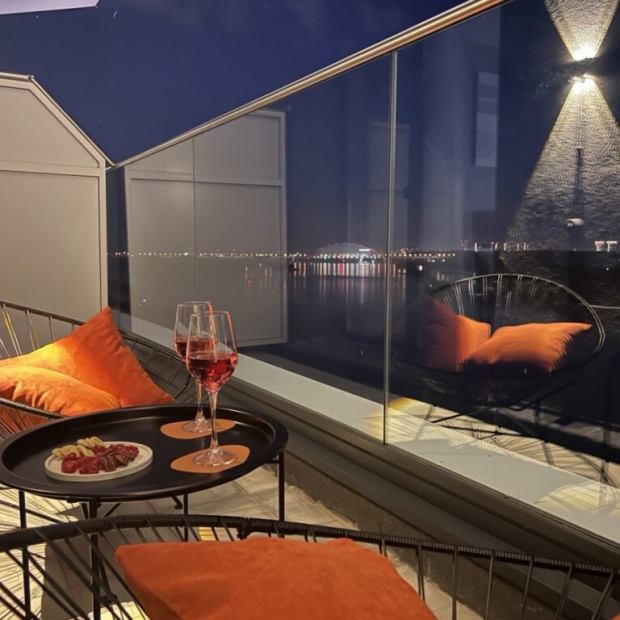 Фотографии квартиры
Апартаменты Bид на реку с террасы 13го этажа