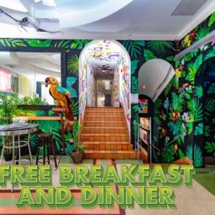 Фотографии хостела
South Beach Rooms and Hostel