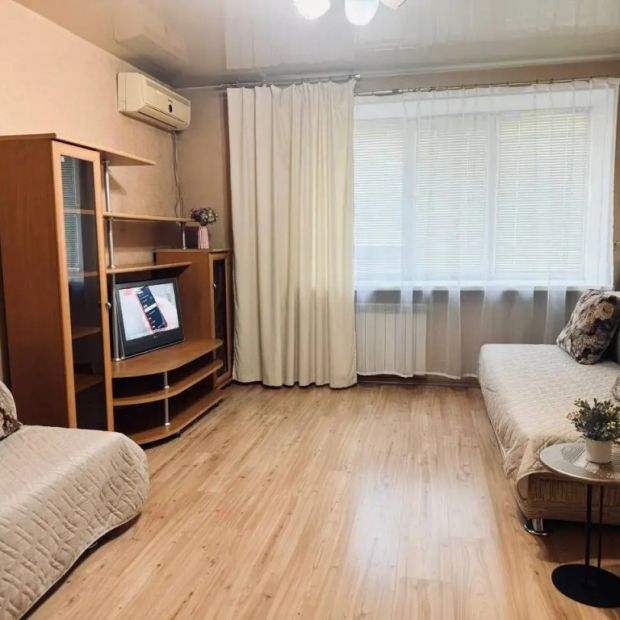 Фотографии квартиры 
            Апартаменты 2-х комн в центре города в Уссурийске