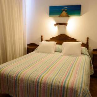 Фотографии гостевого дома
Hostal La Isla