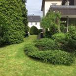 Фотография гостевого дома Entire house, quiet city location, garden, parking