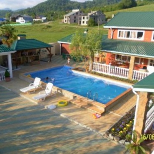 Фотография гостевого дома Азалия