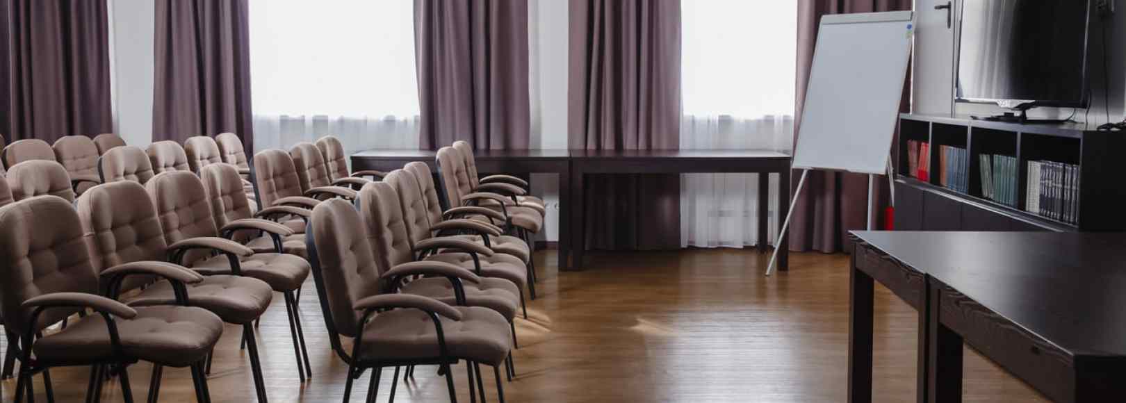 Фотография конференц-зала Ашкадар