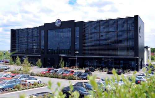 Фотография гостиницы Village Hotel Leeds South