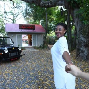 Фотография мини отеля Kaz'alala Hosted B&B