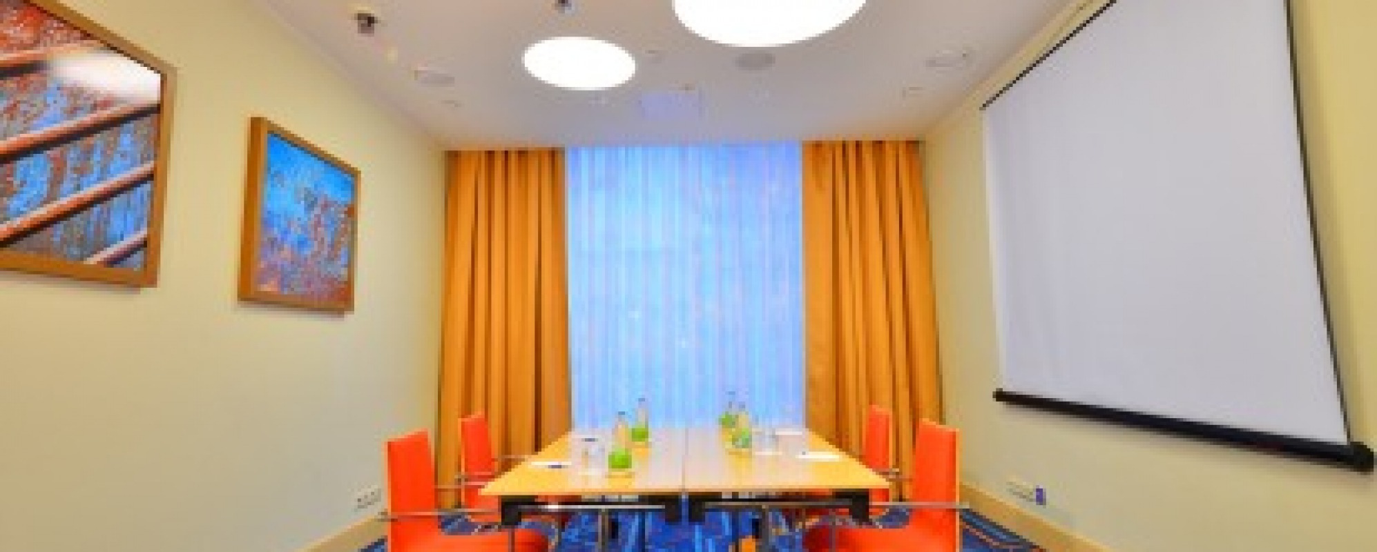 Фотографии комнаты для переговоров Санкт-Петербург