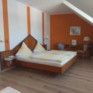 Фотографии гостиницы
Hotel Elxleben