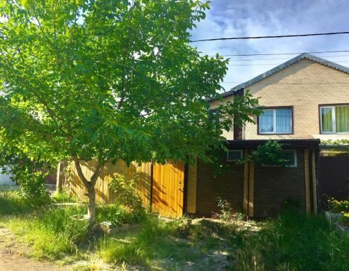 Фотография гостевого дома Дом на Вишнёвой, 50