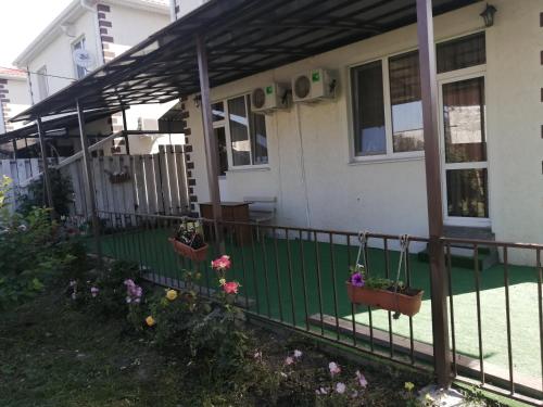 Фотографии гостевого дома
Южная