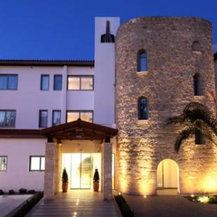 Фотография гостиницы Droushia Heights Hotel