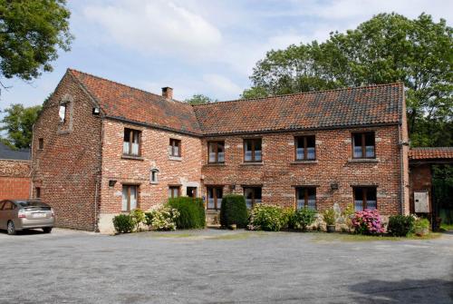 Фотография гостиницы Hotel Restaurant La Ferme de Grambais