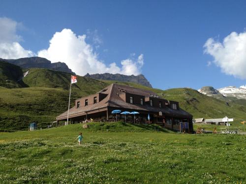 Фотография гостевого дома Berggasthaus Tannalp