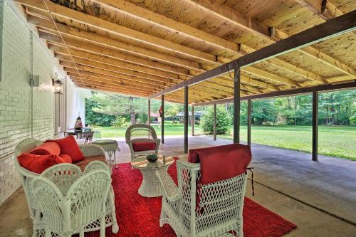 Фотографии гостевого дома
Renovated Home on Watauga River, By Boat Ramp