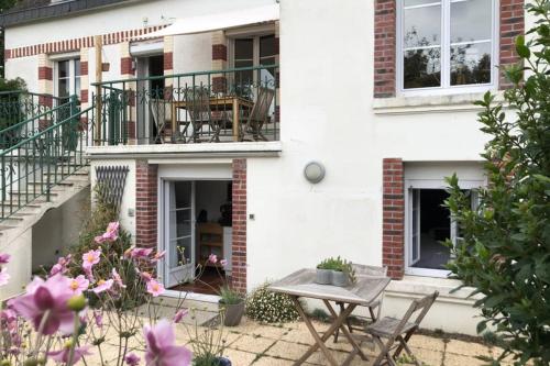 Фотография гостевого дома Gîte cosy sur jardin