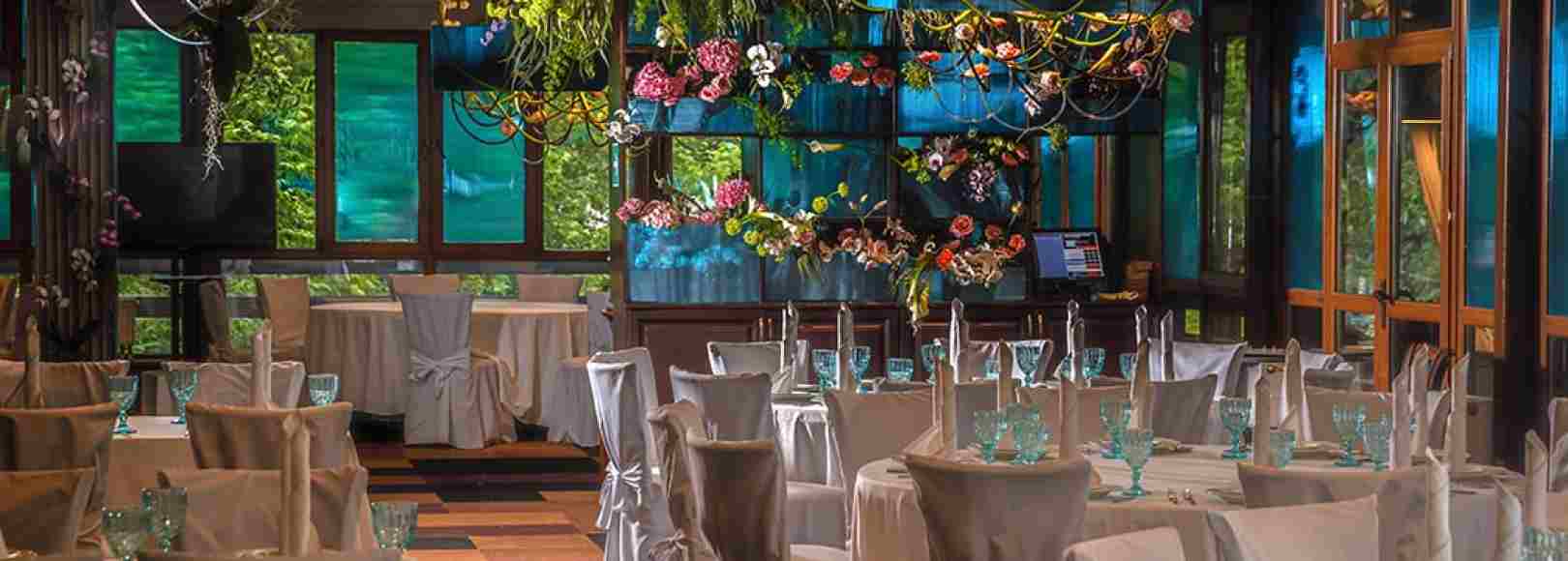 Фотография банкетного зала Большой зал Ресторана Времена года